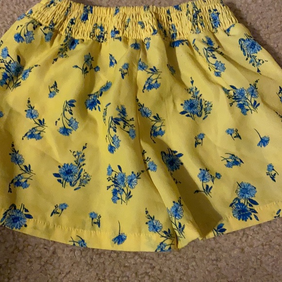 COPPER KEY YELLOW SHORTS - Picture 3 of 3